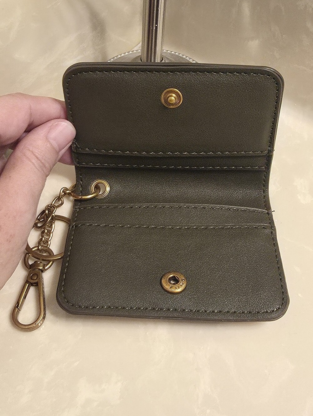 Steve Madden Mini Wallet with Keychain - Picture 6 of 8